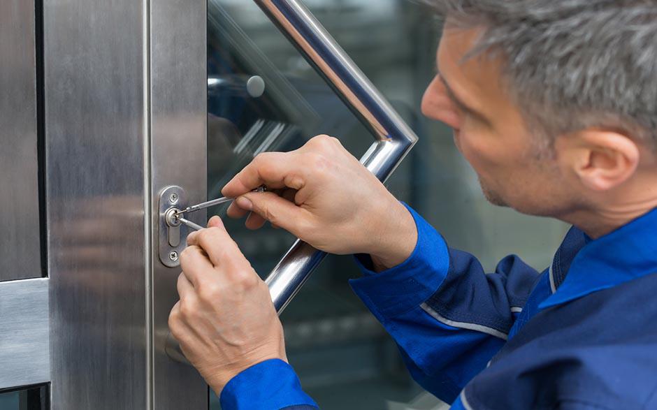 prix raisonnable serrure porte blindee Paris 12