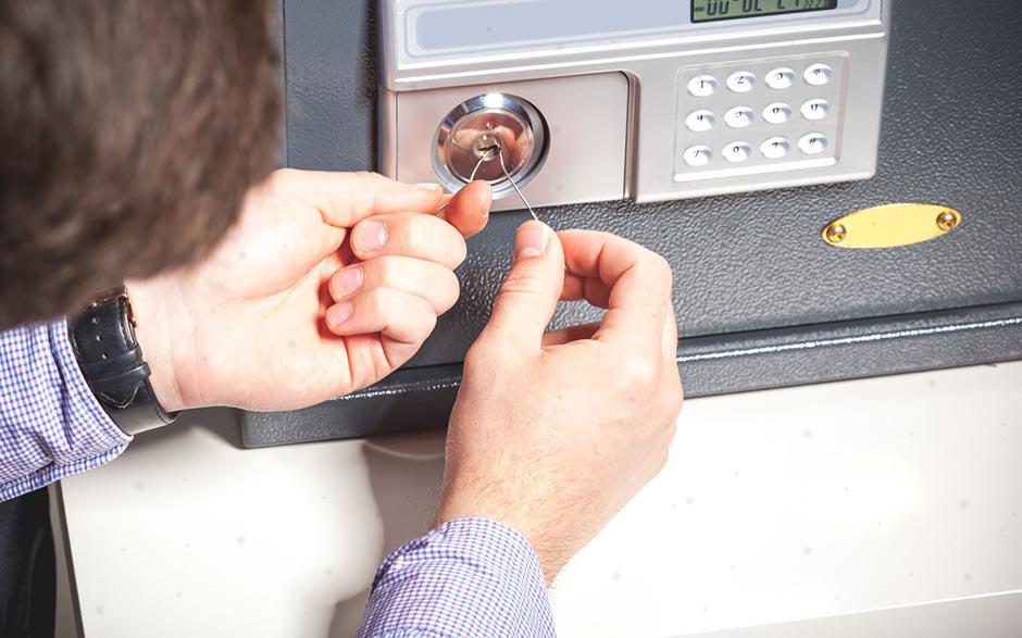 comment changer un verrou de porte Le Plessis-Trévise