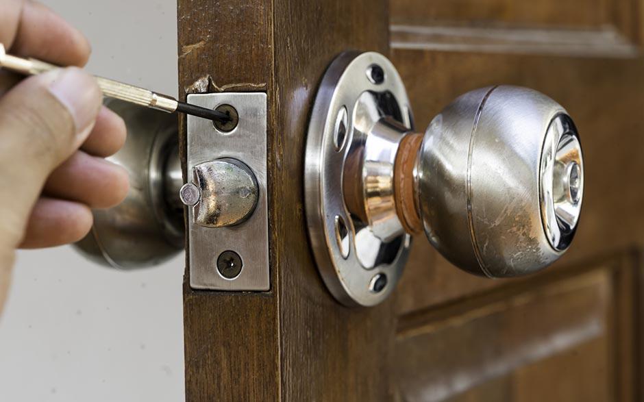 remplacer une serrure de porte d'entrée Miramas